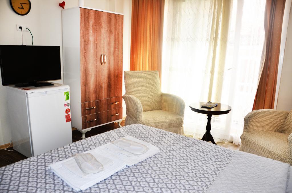 Rooster Hostel Izmir Exterior photo