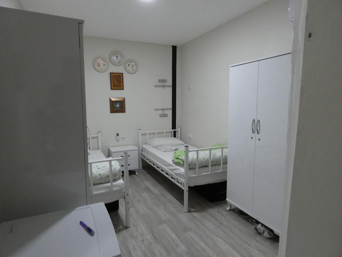 Rooster Hostel Izmir Exterior photo